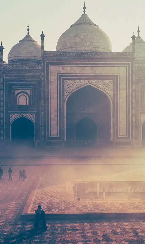 https://unsplash.com/@varshesh