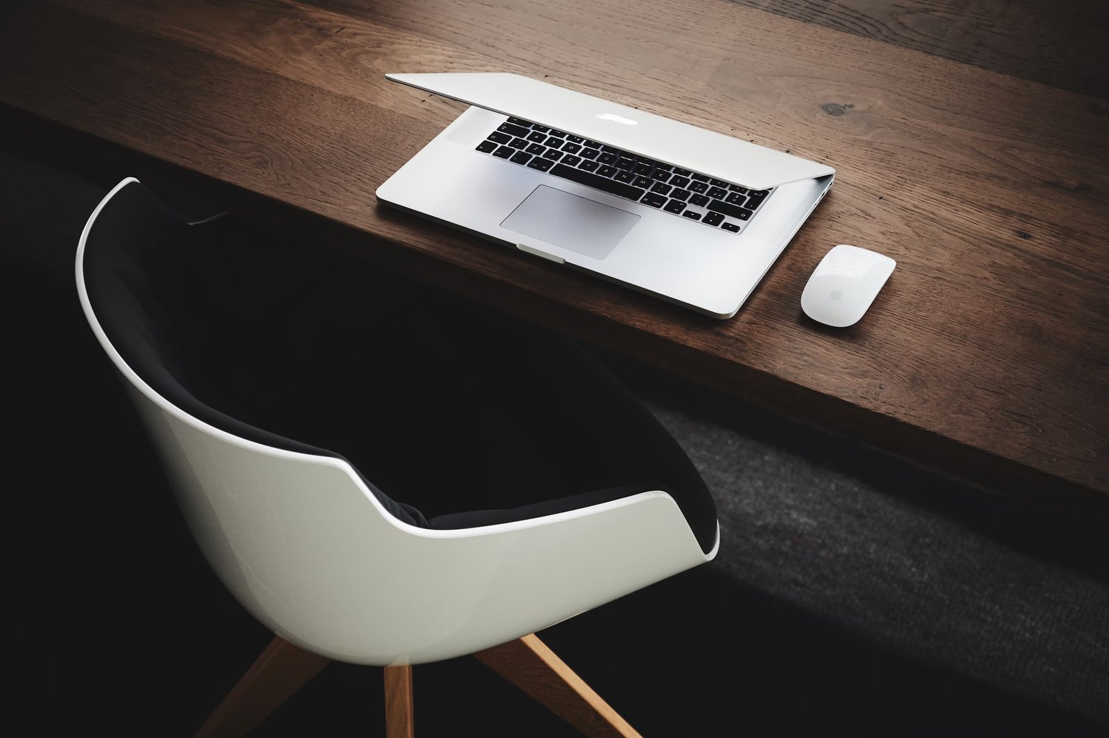 Raw Computation vs. Filtered AI