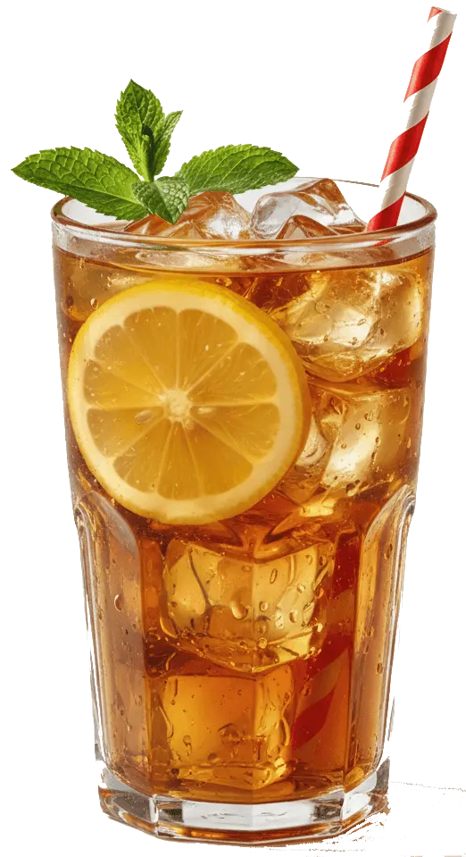Refreshing iced tea with lemon slice